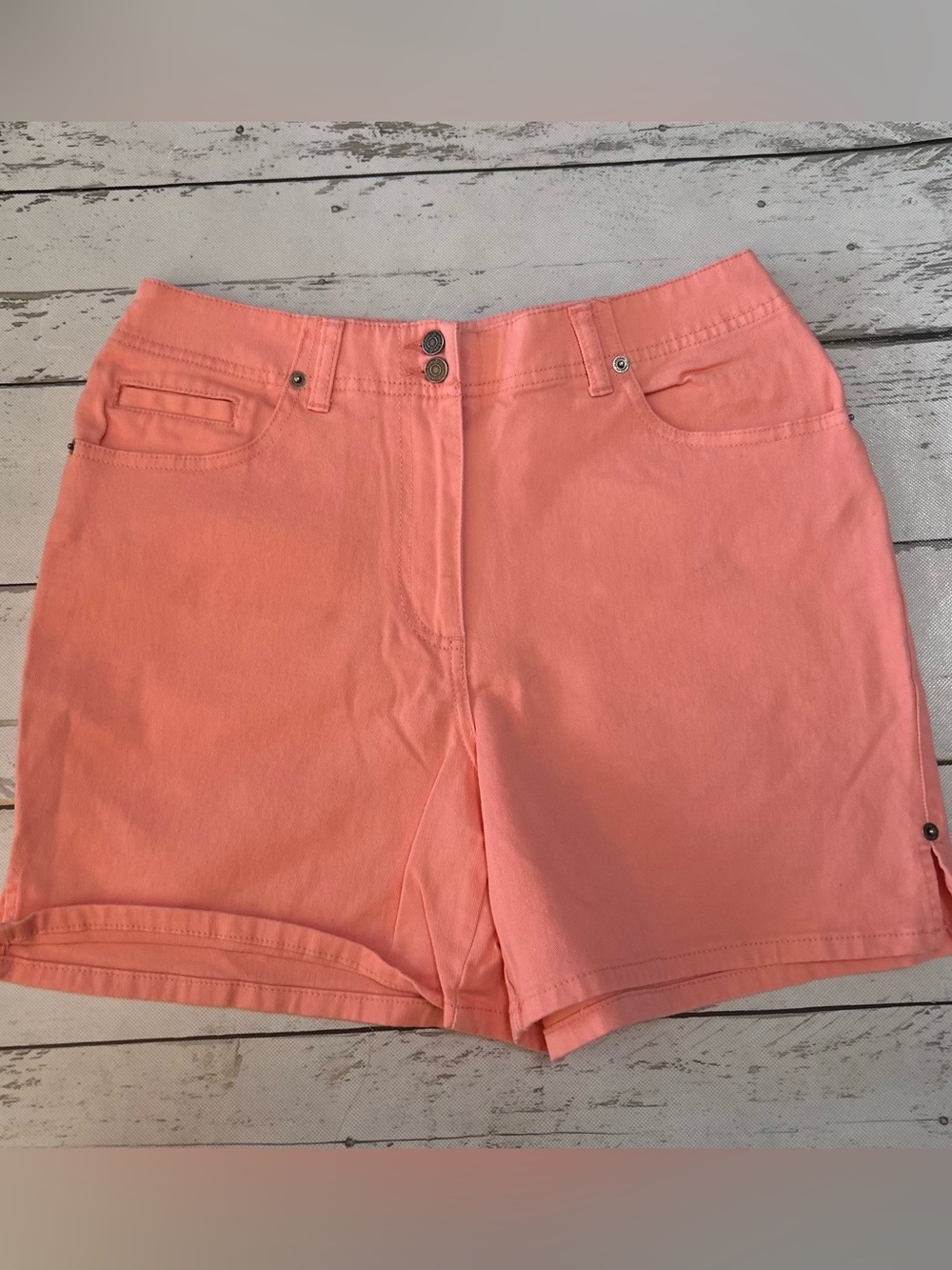 St. John's Bay Coral Pink High-Rise Cotton Shorts Sz 6 98% Cotton
